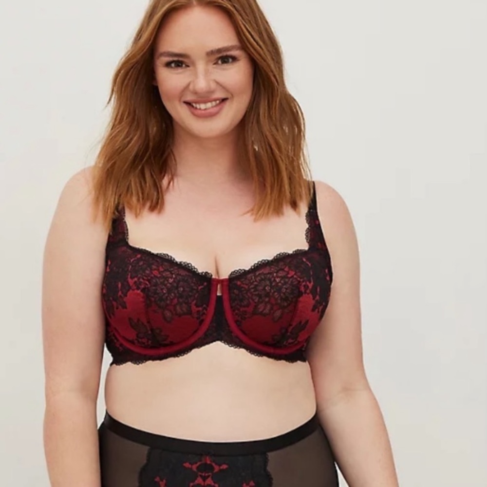 Torrid Red & Black Lace Unlined Balconette Boudoir Bra NWT